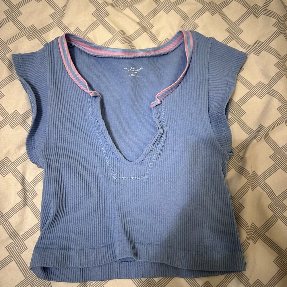 pink and blue urban top